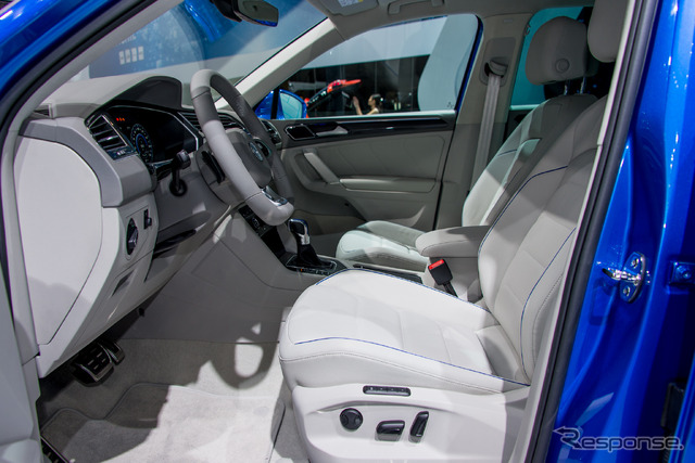 VW ティグアンGTE(東京モーターショー15)