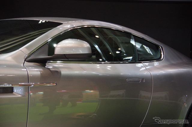 アストンマーティン DB9 GT ボンド・エディション(東京モーターショー15)