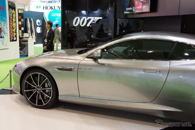 アストンマーティン DB9 GT ボンド・エディション(東京モーターショー15)