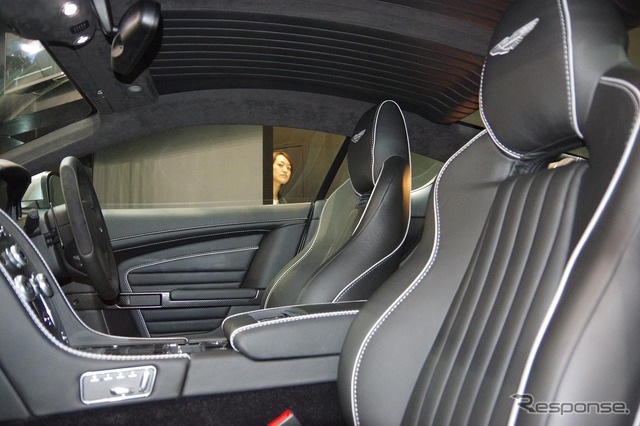 アストンマーティン DB9 GT ボンド・エディション(東京モーターショー15)