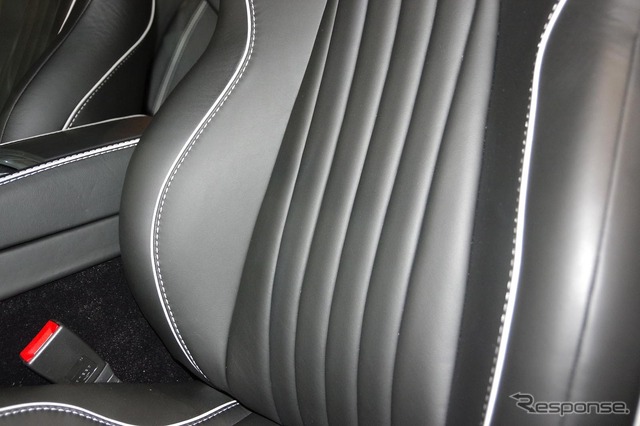 アストンマーティン DB9 GT ボンド・エディション(東京モーターショー15)