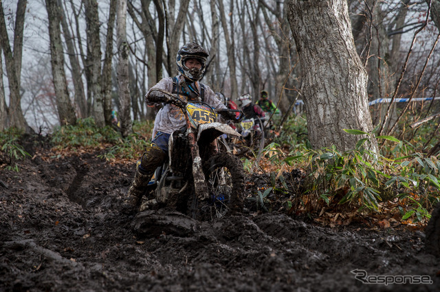 【JNCC 第8戦】海外勢が爺ヶ岳を圧倒、チャンピオンは渡辺学の手に［写真蔵］