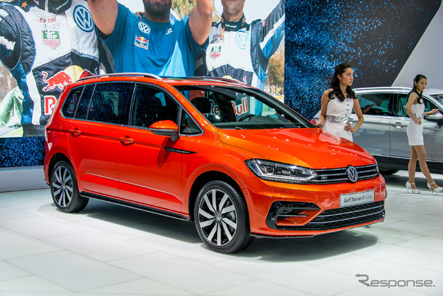 VW ゴルフ トゥーラン(東京モーターショー15)