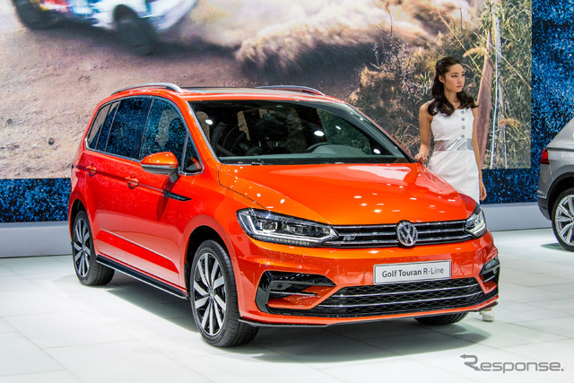 VW ゴルフ トゥーラン(東京モーターショー15)