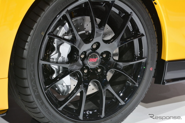 スバル WRX STI S207（東京モーターショー15）