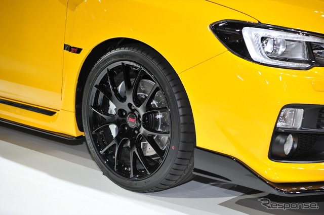 スバル WRX STI S207(東京モーターショー15)