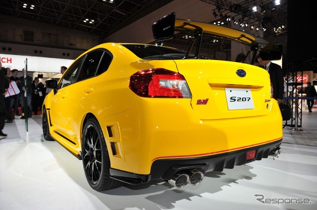 スバル WRX STI S207（東京モーターショー15）