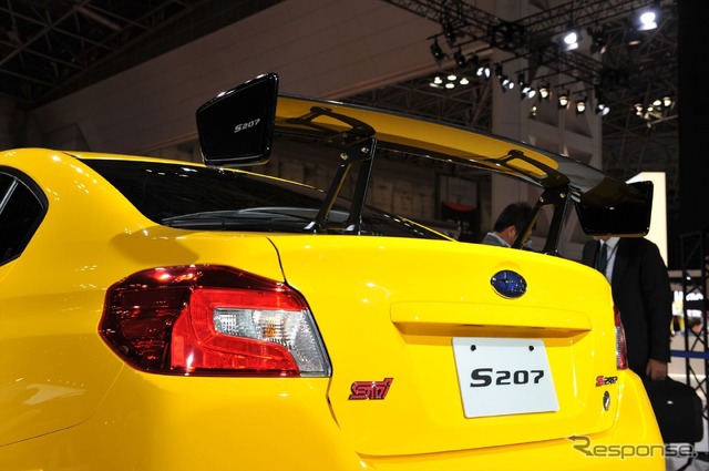 スバル WRX STI S207(東京モーターショー15)