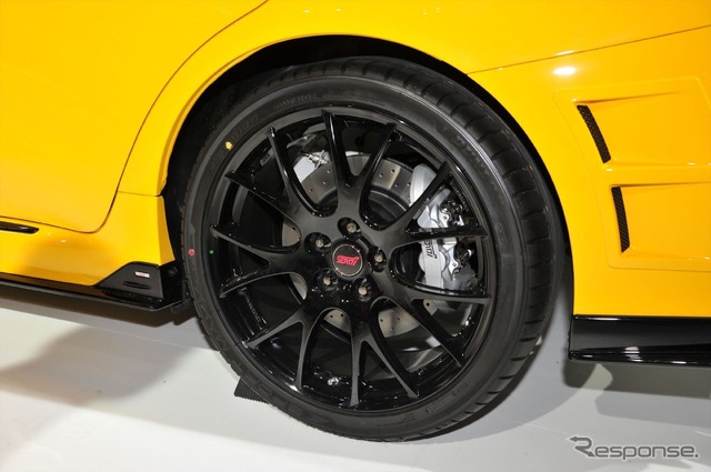 スバル WRX STI S207(東京モーターショー15)