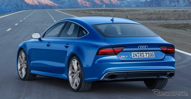 アウディ RS7パフォーマンス
