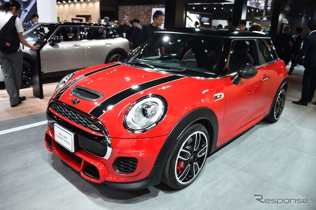 MINI ジョンクーパーワークス(東京モーターショー15)