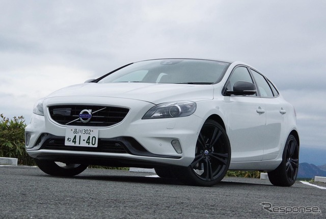 ボルボ V40 T5 Rデザイン カーボン・エディション