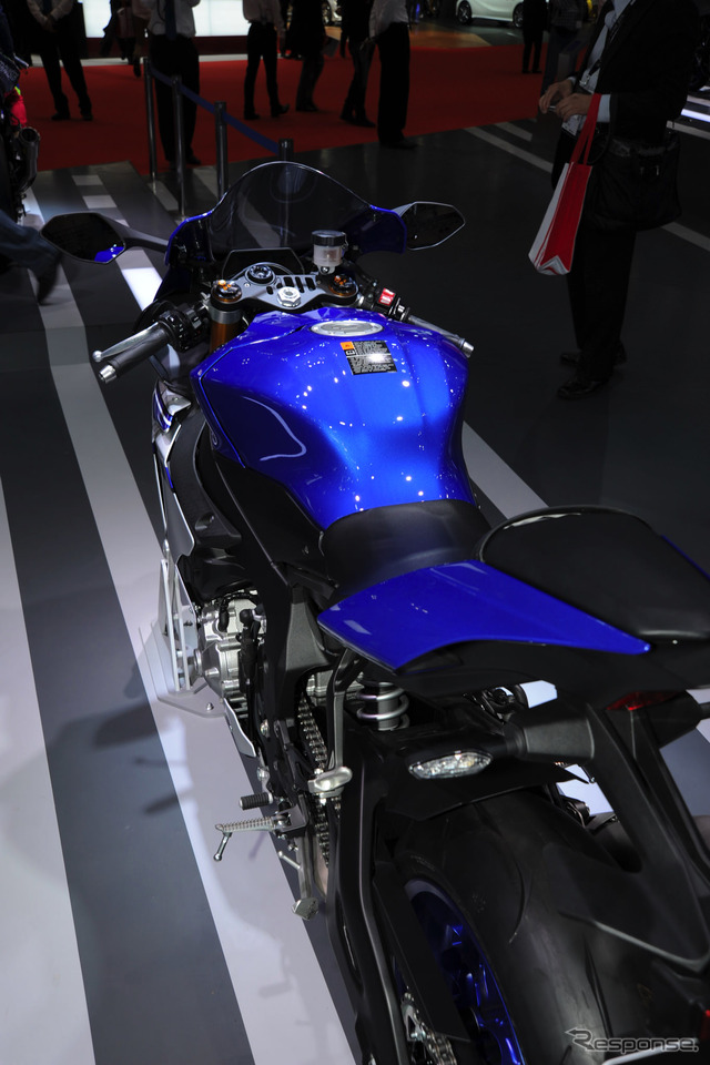 ヤマハ YZF-R1(東京モーターショー15)