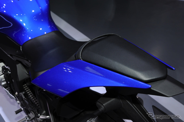 ヤマハ YZF-R1(東京モーターショー15)