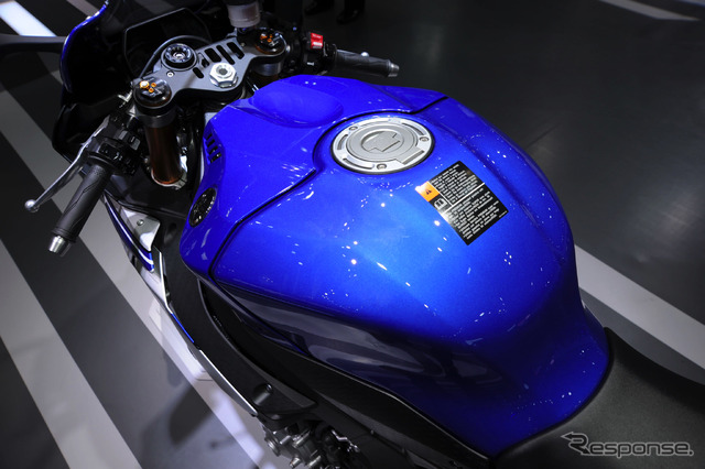 ヤマハ YZF-R1(東京モーターショー15)