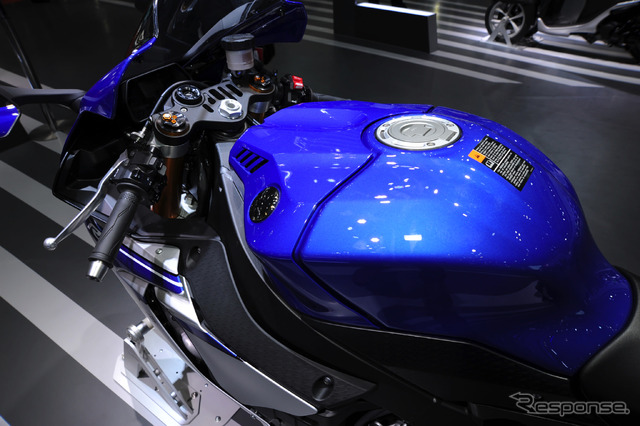 ヤマハ YZF-R1(東京モーターショー15)