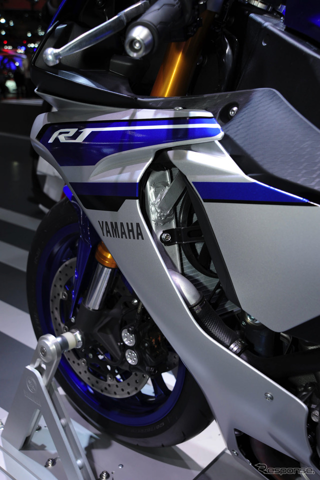 ヤマハ YZF-R1(東京モーターショー15)