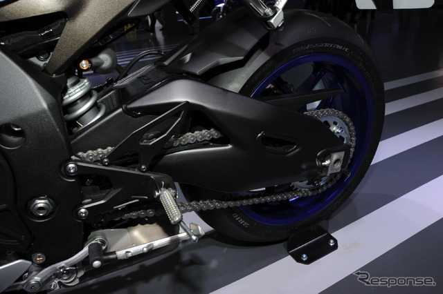ヤマハ YZF-R1(東京モーターショー15)
