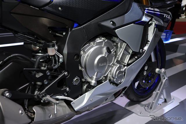 ヤマハ YZF-R1(東京モーターショー15)