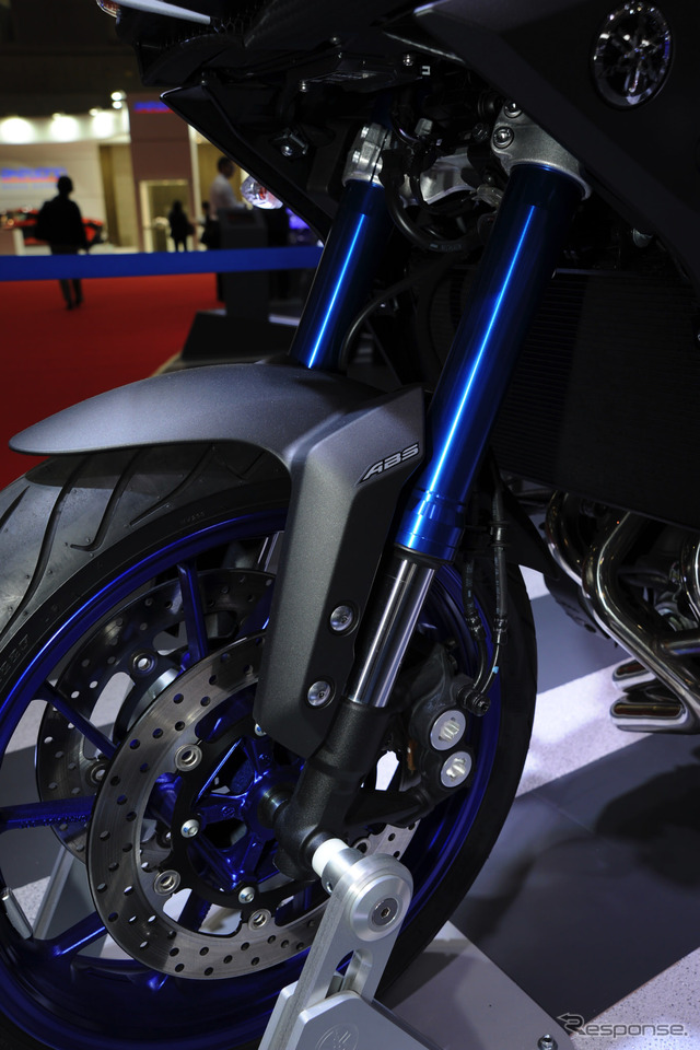 ヤマハ MT-09 TRACER ABS(東京モーターショー15)
