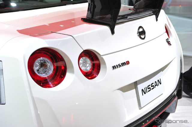 日産 GT-R NISMO(東京モーターショー15)