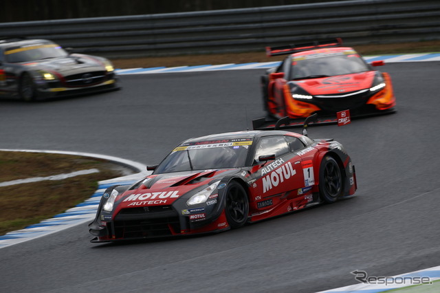 GT500決勝2位の#1 GT-R。