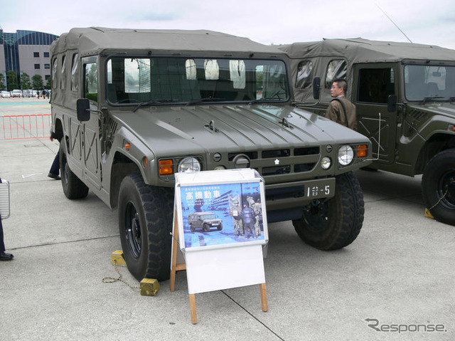 自衛隊の特殊車両、運転できるのは選りすぐりの隊員…RISCON