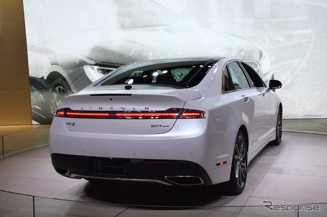 リンカーン MKZ(ロサンゼルスモーターショー15)