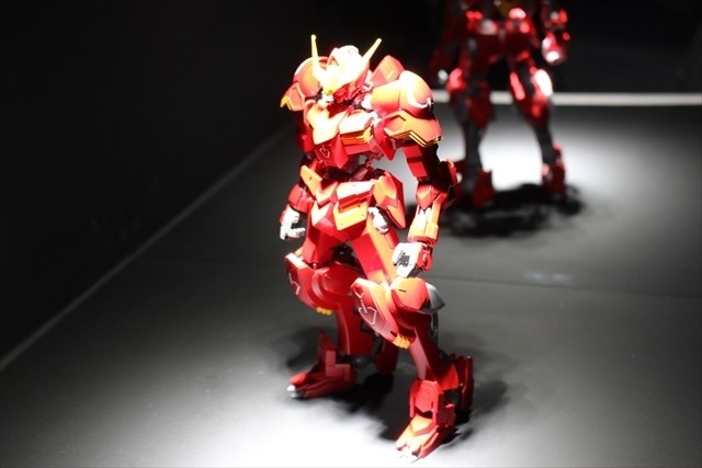 「ガンプラEXPO」日本大会決勝戦は強豪揃い　著名人のガンプラや1/1ガンプラ組立も