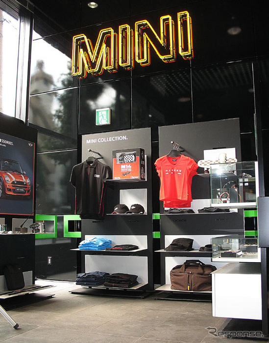 MINI ショールームを一新…新CI 導入