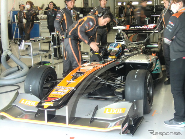 チャンピオン石浦は、僚友の国本がシーズン中にドライブしていた39号車に搭乗。