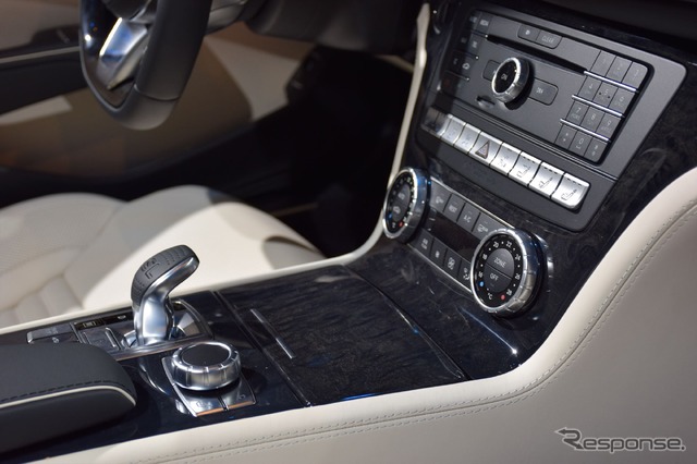 メルセデスベンツ SL550(ロサンゼルスモーターショー15)