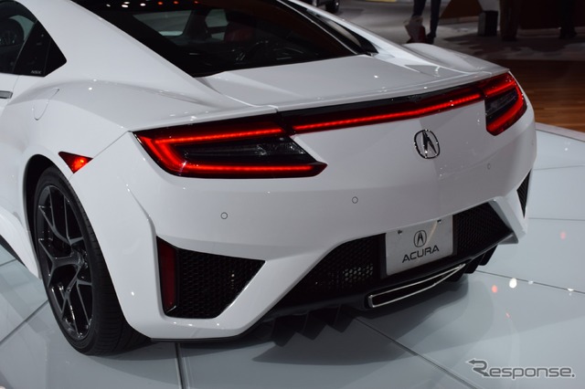 アキュラ NSX(ロサンゼルスモーターショー15)