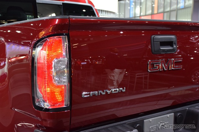 GMC キャニオン デナリ(ロサンゼルスモーターショー15)