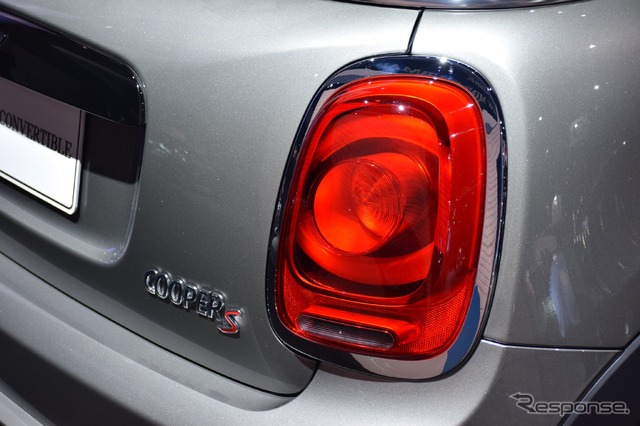 MINI クーパーS コンバーチブル(ロサンゼルスモーターショー15)
