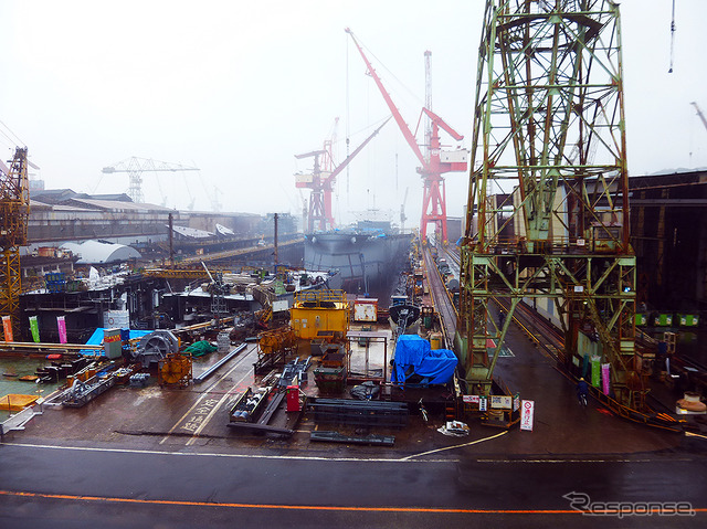 佐世保重工業佐世保造船所(SSK)や赤レンガ兵器庫跡をめぐる「SASEBOクルーズバス『海風』」