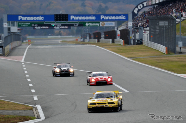 ニッサン・ニスモの歴代マシンによる走行イベント「Nissan Motorsports Heritage Run」(ニスモフェスティバル2015)