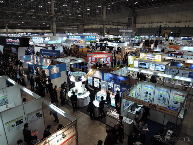 鉄道技術展の会場風景