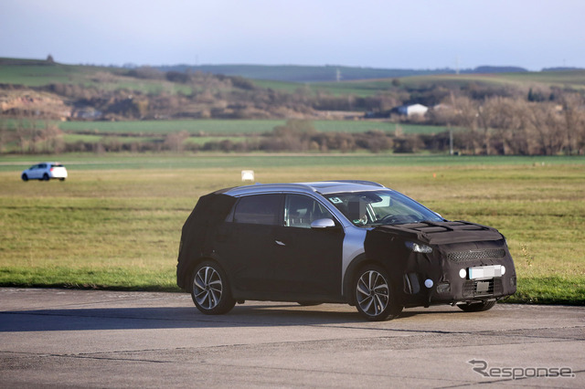 スクープ写真起亜ヒュンダイNiro