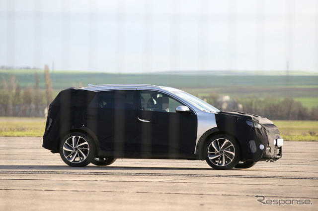 スクープ写真起亜ヒュンダイNiro