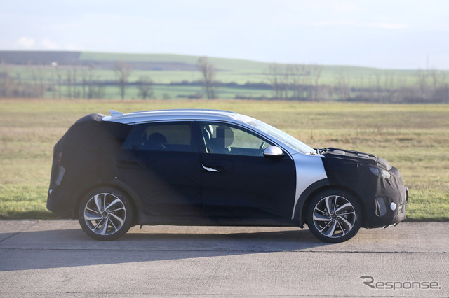 スクープ写真起亜ヒュンダイNiro
