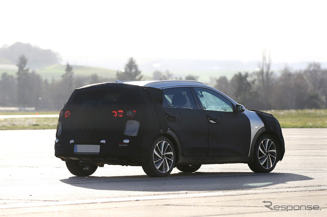 スクープ写真起亜ヒュンダイNiro