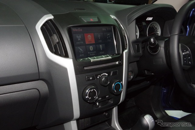いすゞ D-MAX 1.9Ddi ブルー・パワー(タイ国際モーターエキスポ15)