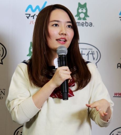椎木里佳氏
