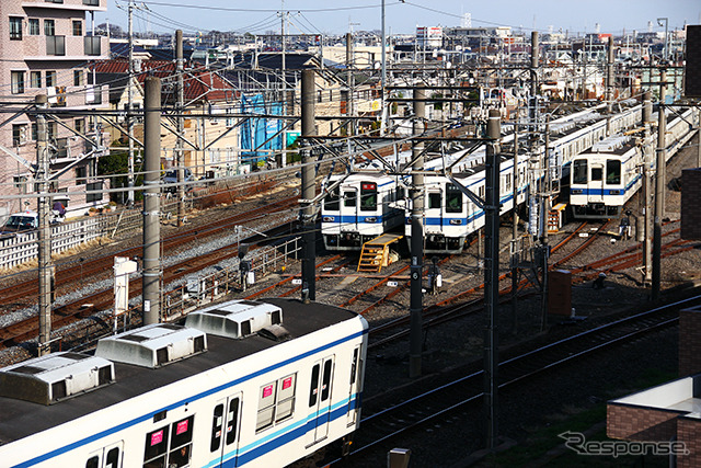 東武 野田線と伊勢崎線が接続する春日部駅付近