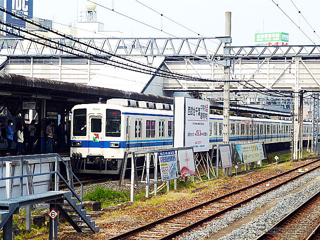 東武 野田線と伊勢崎線が接続する春日部駅付近