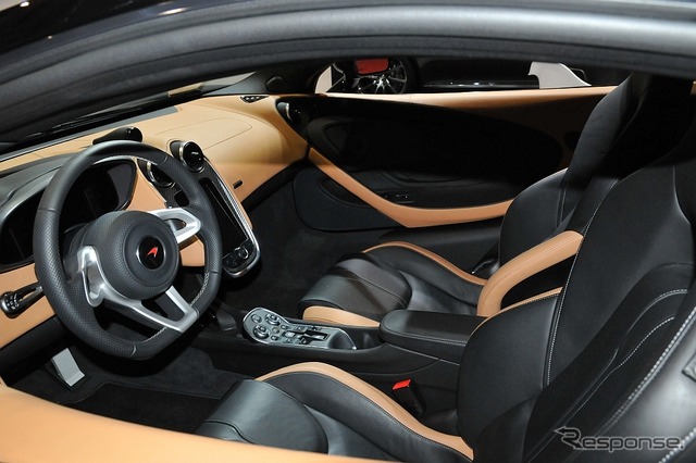 マクラーレン 570S クーペ(大阪モーターショー15)