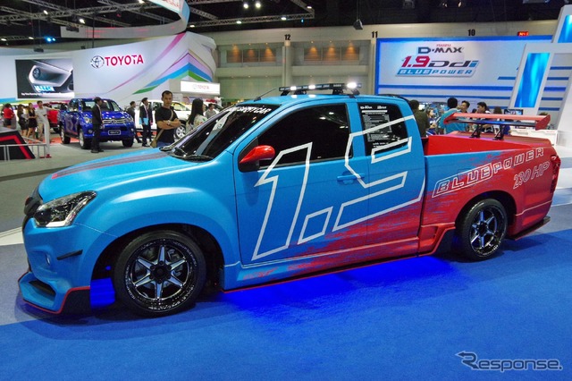 いすゞ D-MAX セーフティカー 1.9Ddi ブルー・パワー(タイ国際モーターエキスポ15)