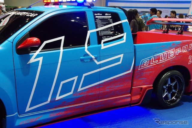 いすゞ D-MAX セーフティカー 1.9Ddi ブルー・パワー(タイ国際モーターエキスポ15)