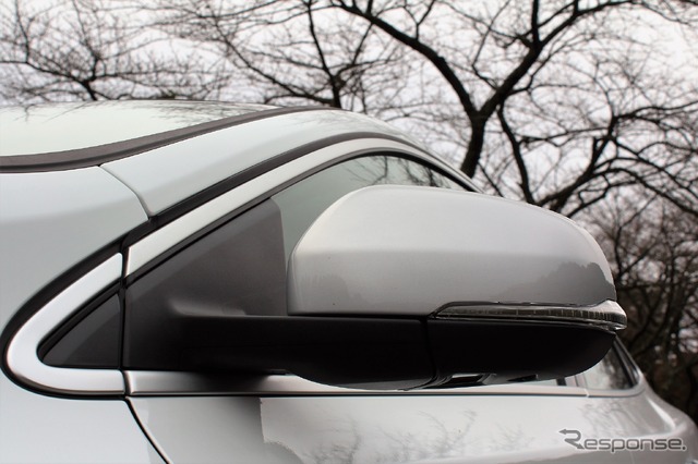 ボルボ V40 D4 Rデザイン